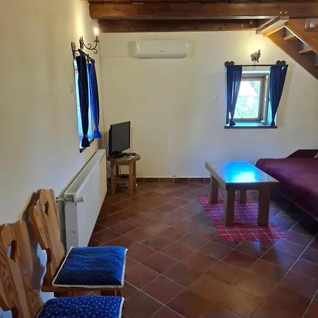 Apartament Hovirag Vendeghaz